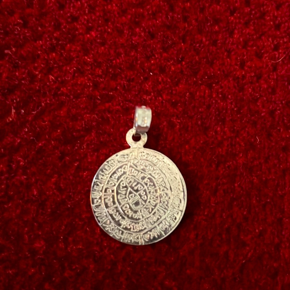 Silver Greek Pendant NWOT